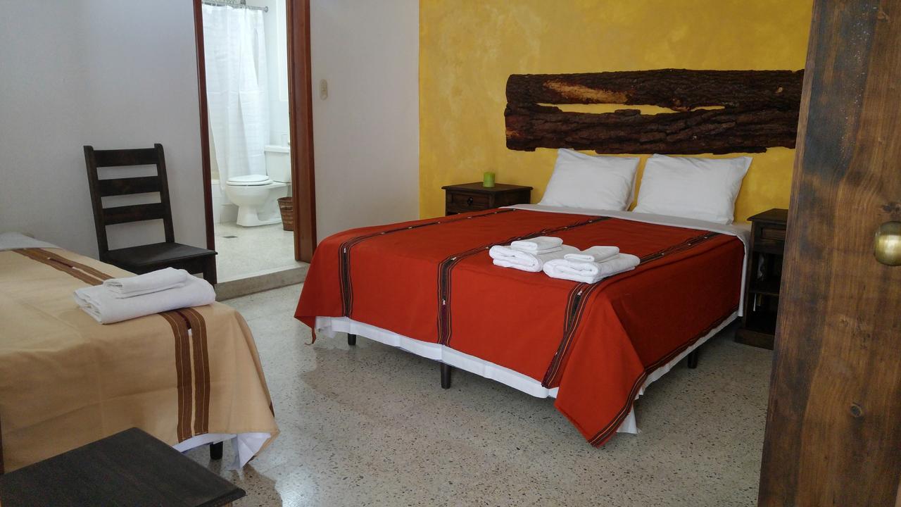 Ixkanul Antigua Hotel מראה חיצוני תמונה