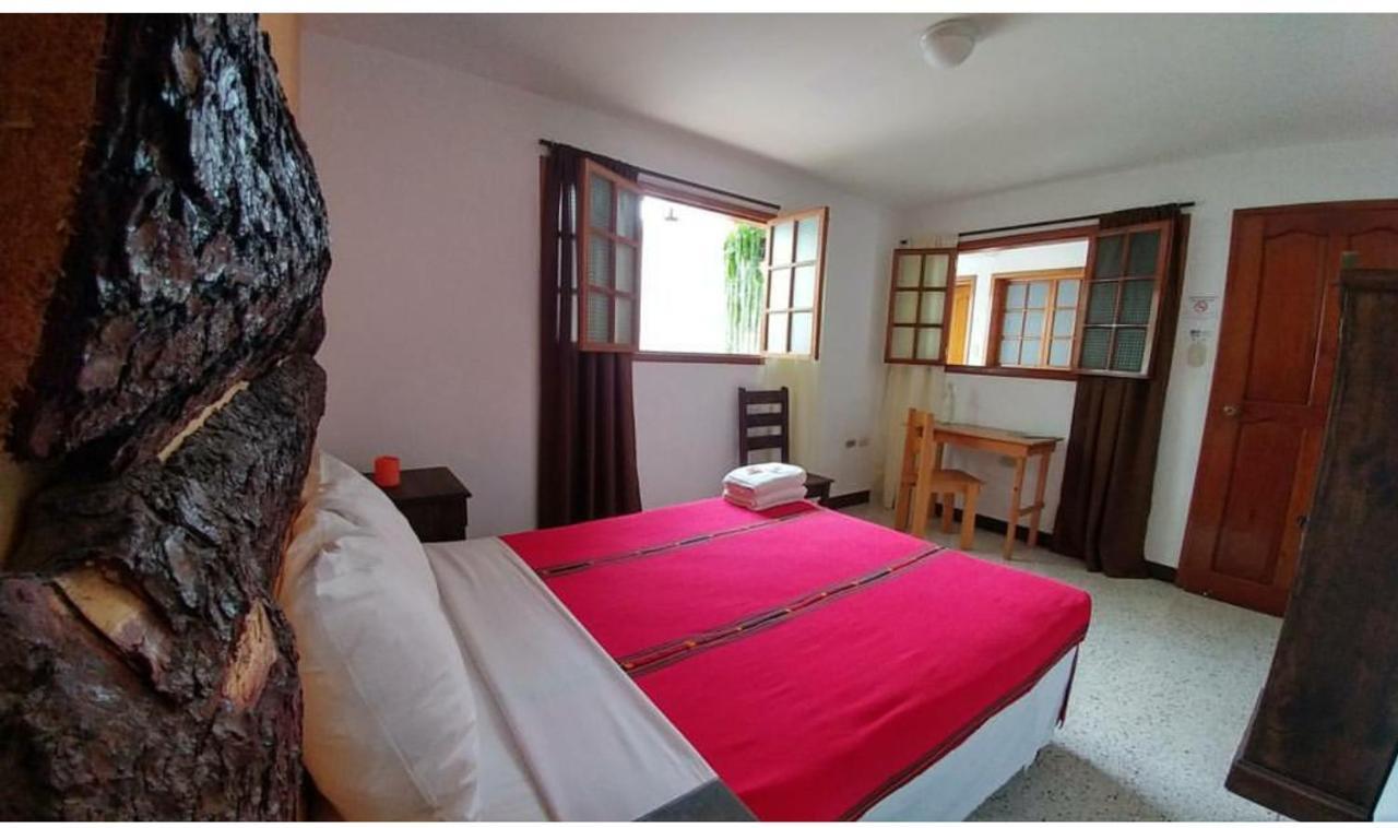 Ixkanul Antigua Hotel מראה חיצוני תמונה