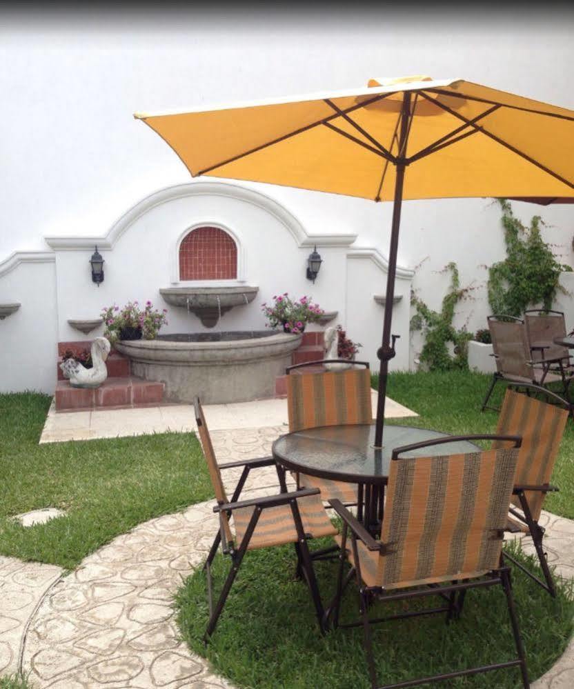 Ixkanul Antigua Hotel מראה חיצוני תמונה